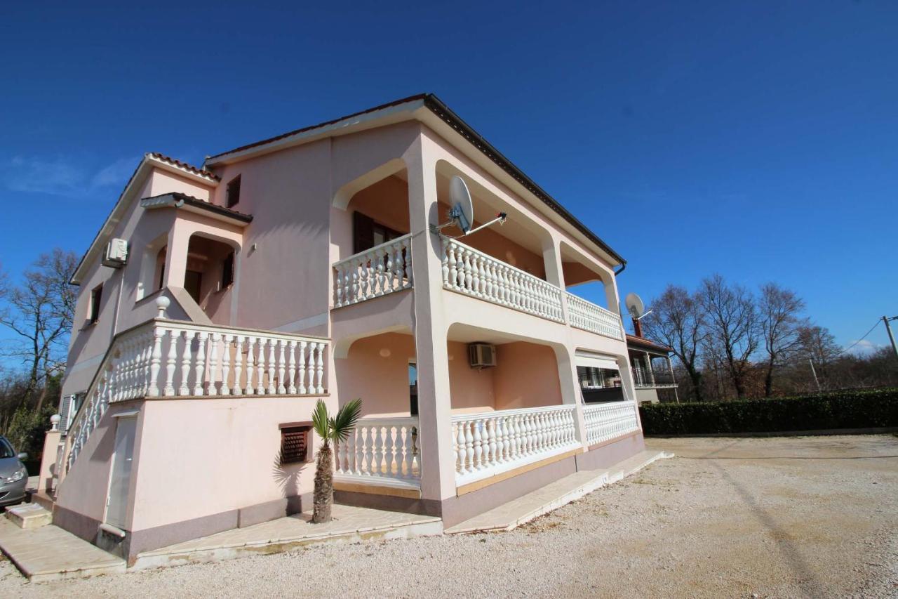 Koraca B4 Apartamento Kirmenjak Exterior foto
