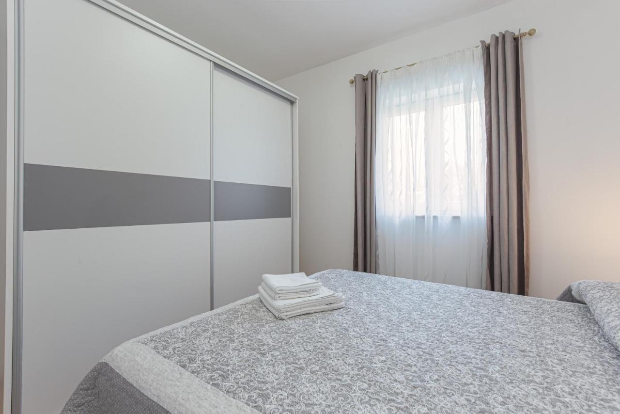 Koraca B4 Apartamento Kirmenjak Exterior foto